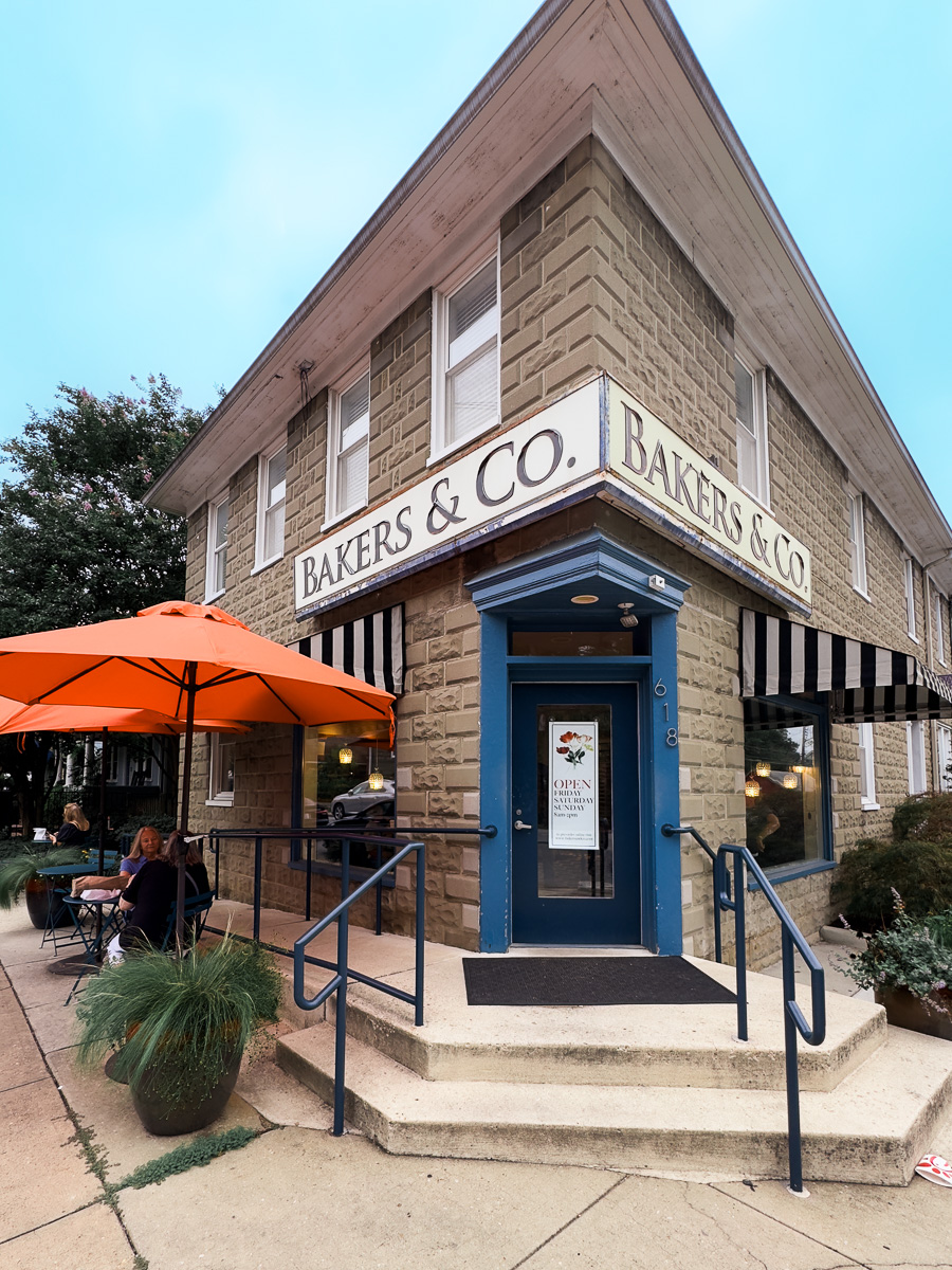 9 Must-Do Activities for the Perfect Weekend in Annapolis, Maryland: Front entrance of Bakers & Co. in Annapolis, Maryland