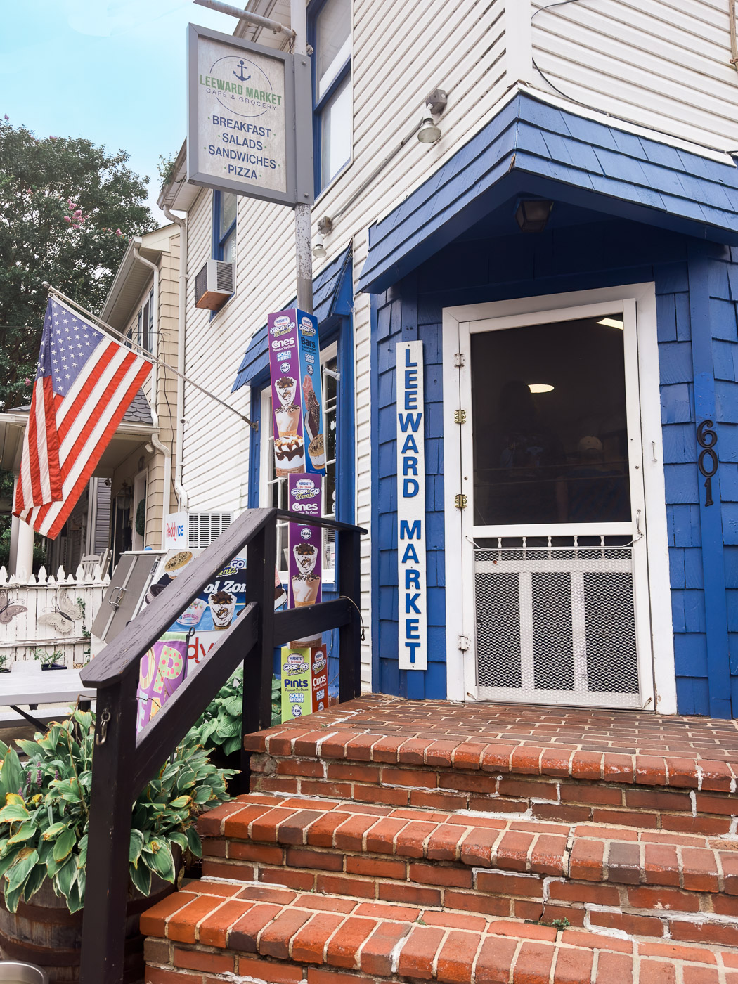 9 Must-Do Activities for the Perfect Weekend in Annapolis, Maryland: Front entrance of Leeward Market in Annapolis, Maryland